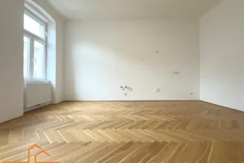 * ERSTBEZUG nach SANIERUNG ECKWOHNUNG *