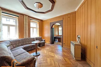 sanierungsbedürftige WOHNUNG - ALTBAU - schönes HAUS