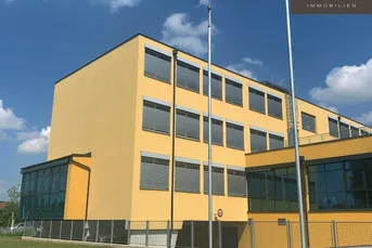 * CITY GATE * EFFIZIENTE BÜROFLÄCHEN MIT NIEDRIGEN BETRIEBSKOSTEN * MODERNES BÜROGEBÄUDE **