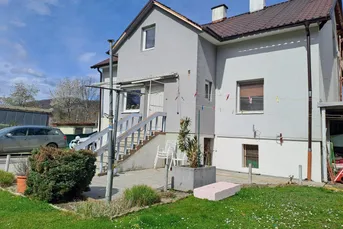 Eggenberg! Altbau-Stadtvilla auf einem Grundstück (WA 0,4-1,0) für Familien oder Unternehmer!