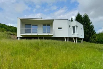 B O C K S D O R F - Sonniger Bungalow mit Panoramablick und Erstbezug!