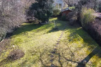 Einfamilienhaus mit Garten beim Bahnhof Helmahof