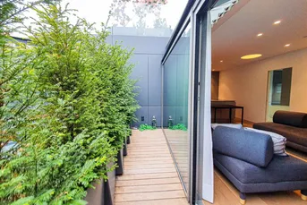 360° - Luxuriöse DG Wohnung mit kleiner Terrasse