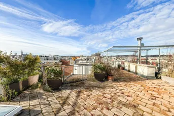 Über den Dächern Wiens: moderne Dachterrassen-Wohnung mit 360° Blick