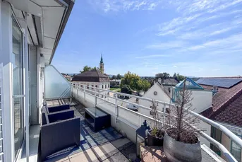 Sonnige DG-Maisonette-Wohnung in Stockerau – viel Platz für die ganze Familie!