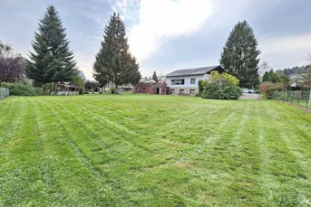 3.000 m² Baugrundstück mit Bestandsobjekt in Bestlage Moosburg/St.Peter!