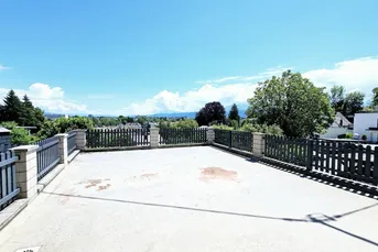 Ein - Zweifamilienhaus/Investment am Kreuzbergl !