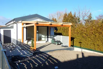 "Erstbezug" Kleines Haus mit Garten und Terrasse in einer Kleingartensiedlung