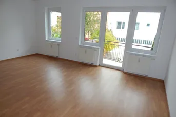 "PROVISIONSFREI" Helle und ruhige Terrassenwohnung mit Garagenplatz