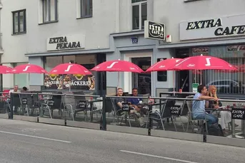 Investoren aufgepasst Einnahmen € 6.300,-- Netto mtl. für ein charmantes Cafe/Bar + Bäckerei + komplett Küche für Catering mit großen Schanigarten 52 Sitzplätze