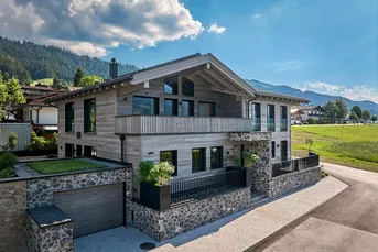 Maukspitz Lodge mit Kaiser Blick