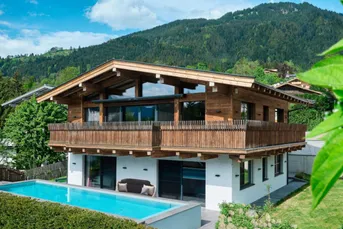 Chalet mit Pool in Premiumlage am Kitzbühler Sonnberg