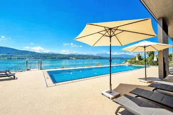 Exquisite Wörthersee-Wohnung mit privatem Seezugang