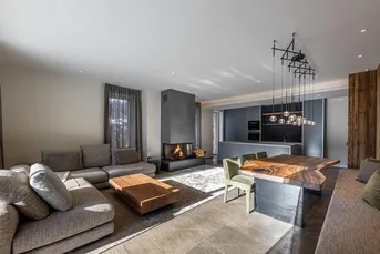 High Class Erdgeschosswohnung mit eigenem Schwimmteich