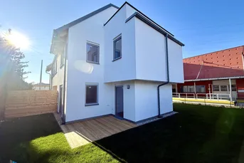 NEU! TRAUMHAFTE 5 ZIMMER REIHENHÄUSER MIT EIGENGÄRTEN UND STELLPLÄTZEN NÄHE U6 PERFEKTASTRASSE!