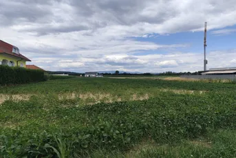 Grundstück in Oberwart, Aufschließungsgebiet-Wohngebiet 3.615,83 m2 und Bauland-Wohngebiet 954,15 m2