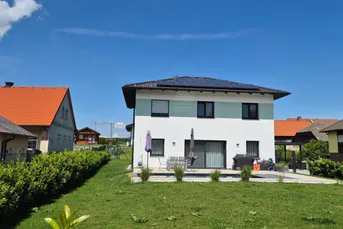 NEUES BAUMEISTER-MASSIVHAUS MIT TOP AUSSTATTUNG