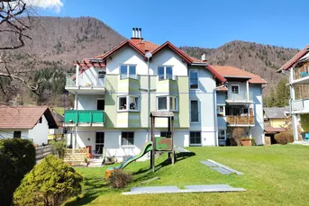 Eigentumswohnung mit Tiefgaragenstellplatz, Balkon und Aussicht