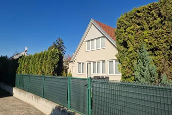Traumhaftes Einfamilienhaus in Wien: 7 Zimmer, Garten, 2 Terrassen &amp; Garage!
