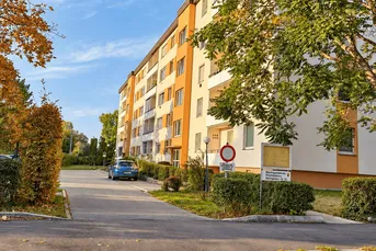 Wohnung mit Gestaltungspotenzial und Balkon in Pfaffstätten