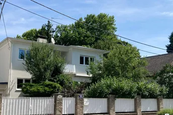 Großzügige Familienvilla in Baden bei Wien