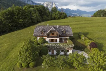 Repräsentatives Einfamilienhaus in Grünruhelage, sonnig, Seenähe, Jagdhaus