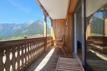 In Abwicklung - Lichtdurchflutete Wohnung mit traumhaftem Dachsteinblick und großen Balkonen