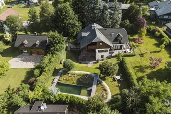 Familienanwesen - stilvoll mit großem Garten und Schwimmteich