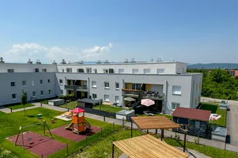 Wunderschöne Wohnung mit Blick in den Hof