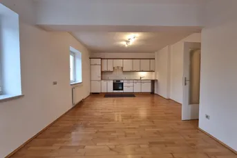 Kompakt &amp; komfortabel – Zentrale Single Wohnung