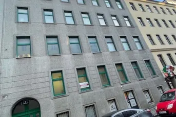 BASTERLHIT IN GUTER LAGE! 3 Zimmer mit Potenzial (im selben Haus weitere 2 Zimmerwohnung)