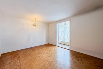 DACHGESCHOSSWOHNUNG MIT TERRASSE - möbliert oder unmöbliert