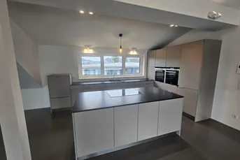 148 m² Premium Dachgeschoß-Wohnung mit Loftcharakter in Salzburg!