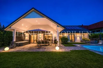*** TOBELBAD * ABSOLUTE GRÜNRUHELAGE AM WALDRAND - GEPFLEGTER BUNGALOW MIT POOL ***