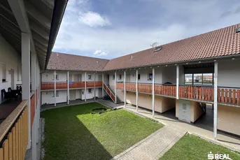 Ideal für Familien oder Investoren: 6-Zimmer-Wohnung mit Option auf zwei separate Einheiten