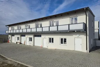 Moderne Büro- oder Vereinsräume – Erstbezug