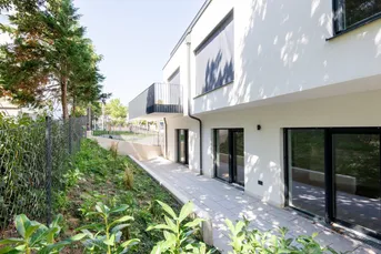 3-Zimmer Terrassen-Garten-Apartment - ERSTBEZUG !!