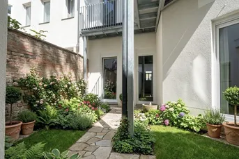 U-Bahn-Nähe U3 und U6! 3-Zimmer-Altbau-Wohnung mit Atelier und Eigengarten in generalsaniertem Gründerzeithaus