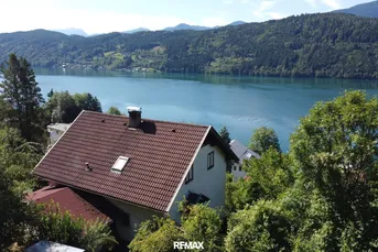 Über den Dächern von Millstatt. Seeblick. Sonnige Hanglage. Ein Haus mit Potenzial.