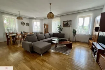 NEUER PREIS - Terrassenhaus mit Erdwärmeheizung und Einliegerwohnung - Möllersdorf