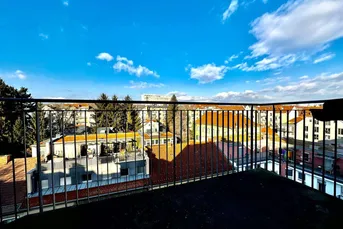 ! WOW ! - Charmante Altbauwohnung mit Panorama-Terrasse I letzter Liftstock I TOP-Lage I ab sofort verfügbar
