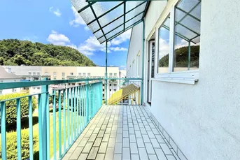 XL-BALKON (W) I LETZTER STOCK I TG - PLATZ I BADEWANNE I SEHR HELL I PARKETT I ABSOLUTE RUHELAGE I FAMILIENFREUNDLICHER GRUNDRISS I AB SOFORT I PROJEKT WOHNEN I