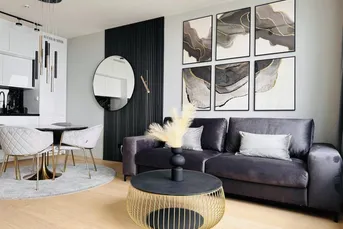 !!!Eine luxuriös eingerichtete 2-Zimmer-Wohnung mit fantastischem Panoramablick und Morgensonne!!!