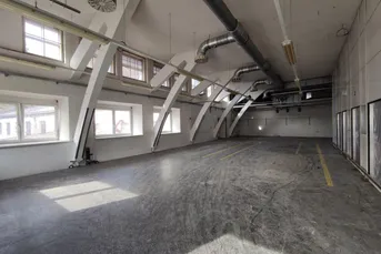 MIETE: Halle - 128m² mit Büro und Lagerfläche in Kramsach