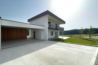 Architektenhaus in idyllischer Ruhelage mit Doppelcarport