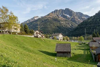 Exklusiver Baugrund am Arlberg in Tirol | 3.621 m² Wohnlage in Pettneu mit Galzigblick und offenem Entwicklungshorizont