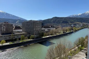 Dachgeschosswohnung mit Panoramablick – Toplage am Inn