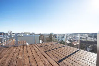 Außergewöhnliche DG Wohnung mit atemberaubendem Blick über Schloss Schönbrunn