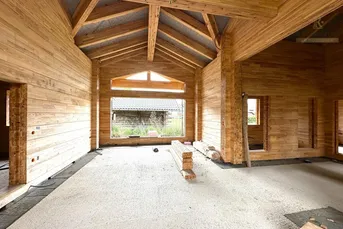 Vollholz-Bungalow mit Saunahaus in sonniger Lage Nähe Klagenfurt