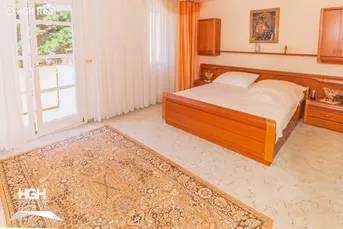 1230 Wien Großzügiges Reihenhaus mit Garten, Terrassen/Balkon in sonniger Grünruhelage mit Tiefgaragenplatz